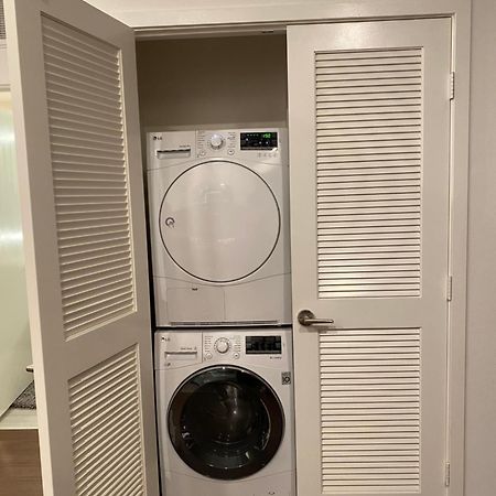 Relax On Wilshire With A View Apartment Лос Анджелис Екстериор снимка